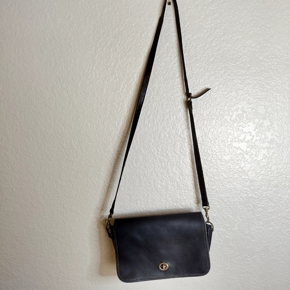 Coach Vintage Penny Pocket black leather Crossbody Purse 22117-06 USA - Picture 2 of 12